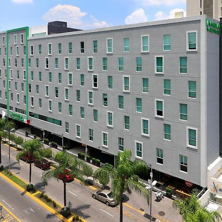 Wyndham Garden Guadalajara Acueducto Ξενοδοχείο Zapopan Εξωτερικό φωτογραφία