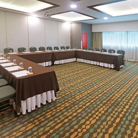 Wyndham Garden Guadalajara Acueducto Ξενοδοχείο Zapopan Εξωτερικό φωτογραφία