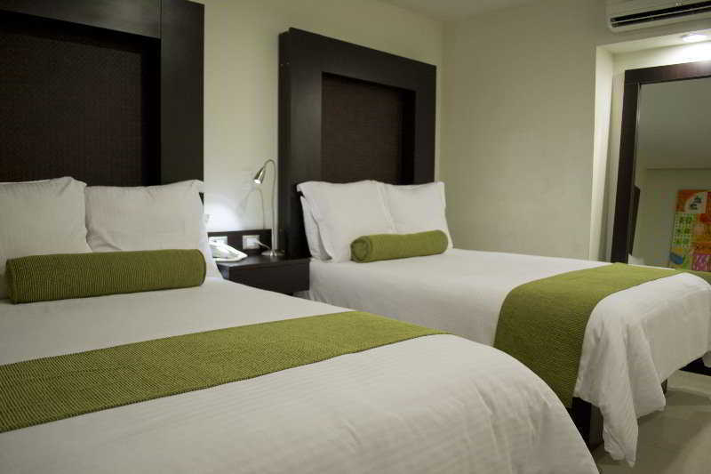 Wyndham Garden Guadalajara Acueducto Ξενοδοχείο Zapopan Εξωτερικό φωτογραφία