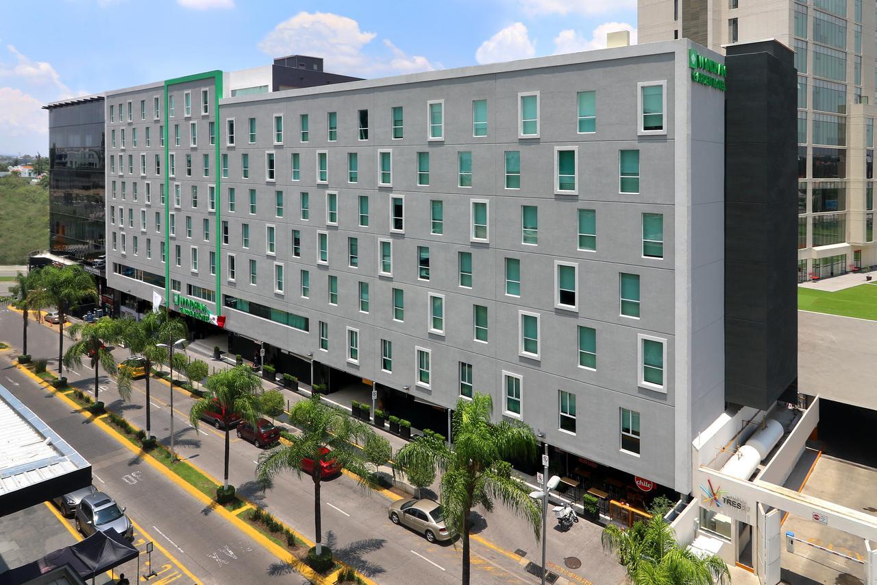 Wyndham Garden Guadalajara Acueducto Ξενοδοχείο Zapopan Εξωτερικό φωτογραφία