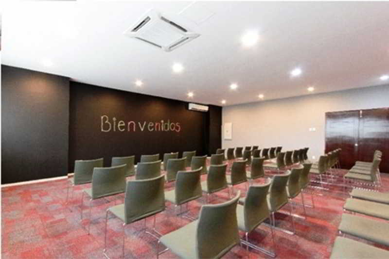 Wyndham Garden Guadalajara Acueducto Ξενοδοχείο Zapopan Εξωτερικό φωτογραφία