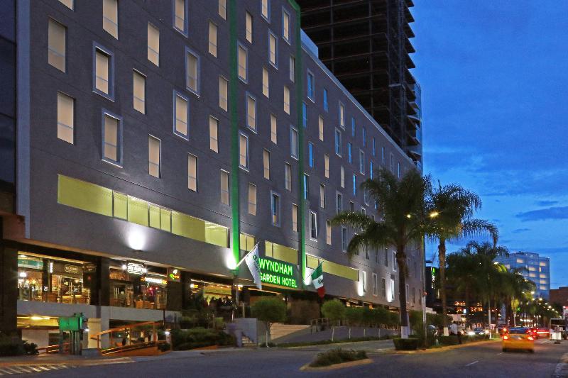 Wyndham Garden Guadalajara Acueducto Ξενοδοχείο Zapopan Εξωτερικό φωτογραφία